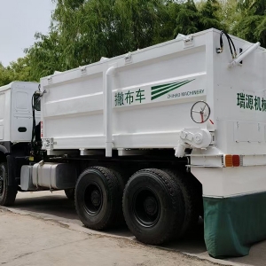 12方撒布车